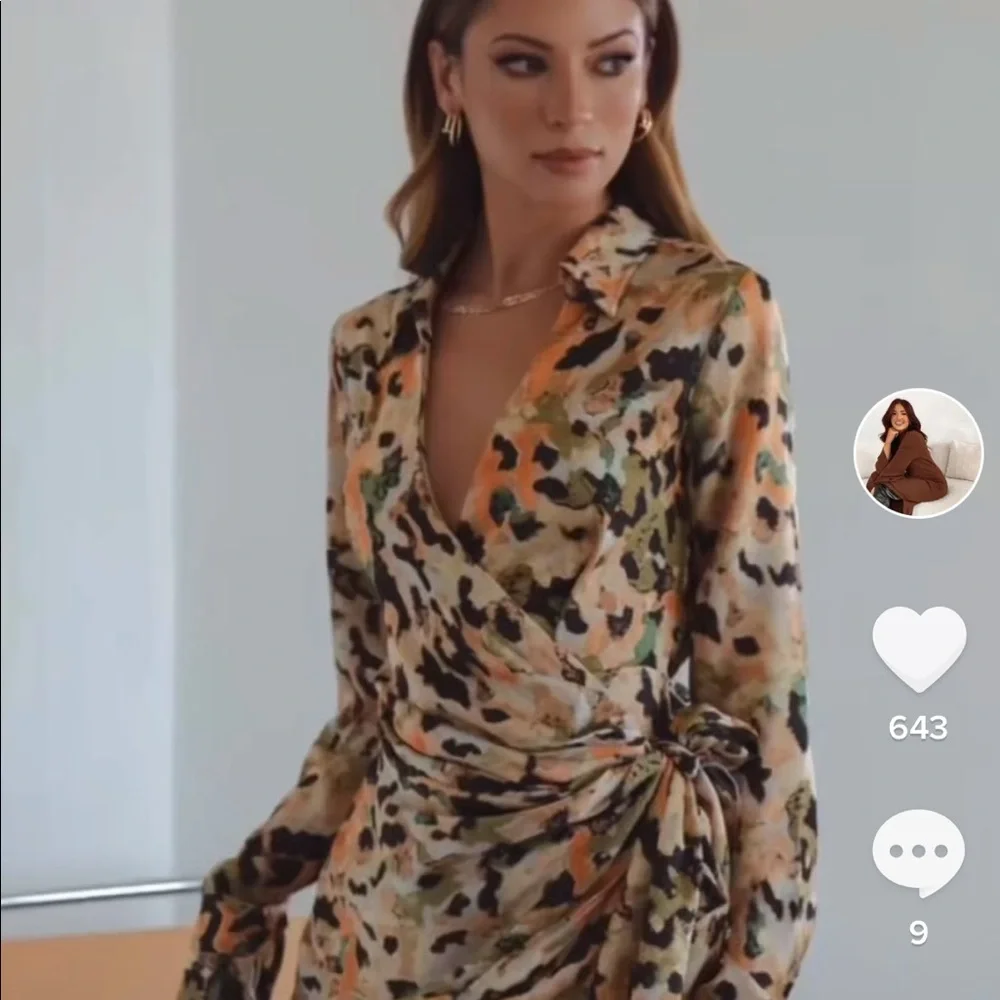 Miss Lola Special Moment Dress - Picture 1 of 3